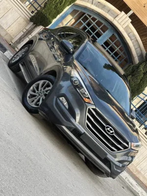 new-hyundai-tucson-in-hebron