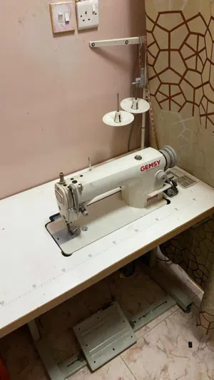 ماكينه خياطه