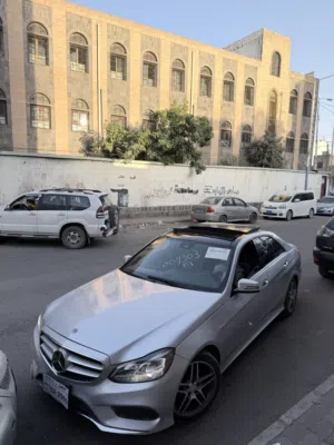 للبيع مرسيدس E350 AMG وارد أمريكي  موديل 2014 رقم 1 عادها وارد مرقم مؤقت بانوراما السياره جديد
