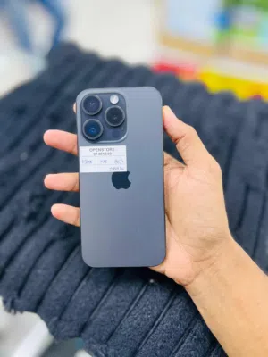 iPhone 15 pro- 128 GB - Super device available