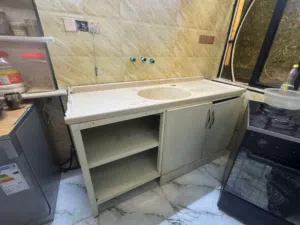 كاونتر تسكام تركي نضيف 3 قطع مكانه بغداد حي الجوادين