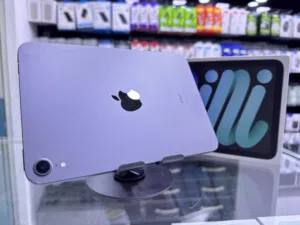 iPad Mini 6 ( 64 GB ) ايباد ميني 6 ابل مستعمل بحالة جيدة جدا مع الكرتونة الاصلية بطارية 84٪