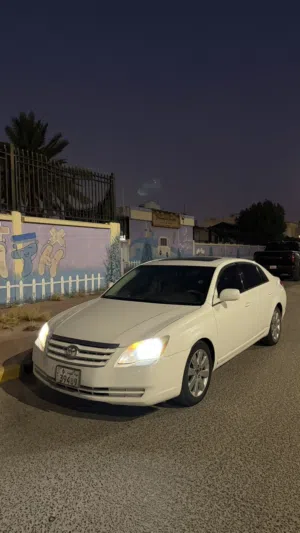 Used Toyota Avalon in Farwaniya
