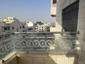 دربزين سيكوريت مستعمل بحالة ممتازة للبيع