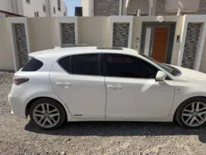 Used Lexus CT in Al Dakhiliya