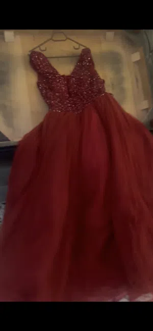 فستان خطوبة لبسة وحدة