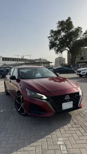 نيسان التيما 2023 SR+