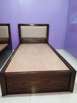 سريرين للبيع