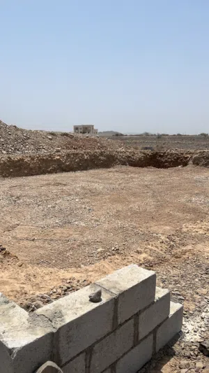 مقاولات البناء و التشيد و أعمال الديكور (الأصباغ) Construction Contracting &Construction&Decoration