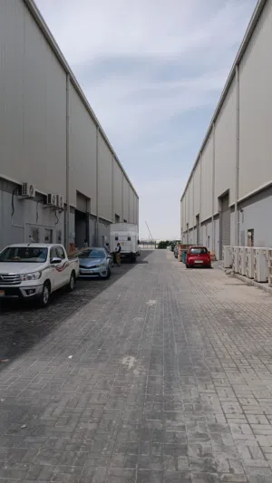 مستودع/مخزن للإيجار راس زويد