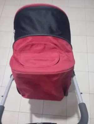 عربة أطفال البيع