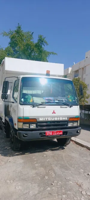 Mitsubishi 7ton truck for sale