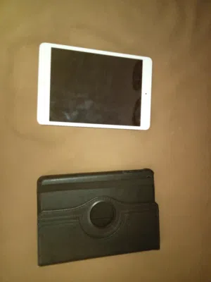 Apple iPad 32 GB in Tripoli