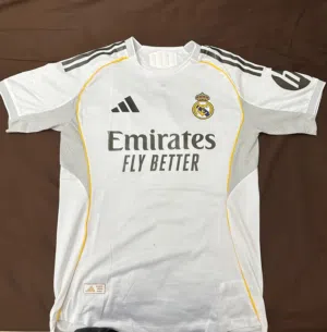Maillot Real Madrid 2025-2026 Taille M