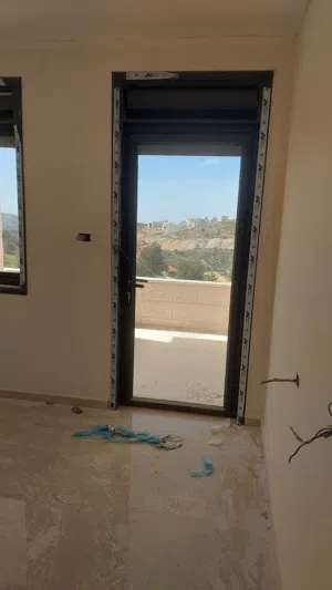 150 m2 3 Bedrooms Apartments for Sale in Ramallah and Al-Bireh Surda