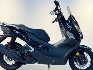 2024 VOGE150GT motorcycle maxi scooter (ماكسي سكوتر)