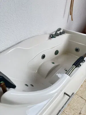 جاكوزي دوش
