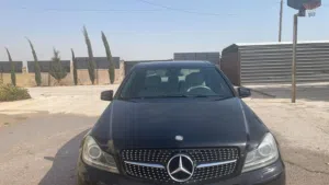 مرسيدس سي 200