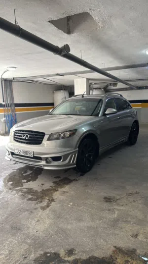 إنفينيتي FX45 2003 موديل Sport لون أسمنتي بمواصفات عالية ومرخصة للبيع