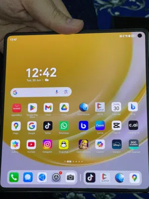 Huawei Mate X 512 GB in Al Ain