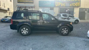 Used Nissan Pathfinder in Muscat