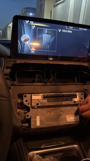 شاشات bmw f10 linux درجة اولى كار بلاي