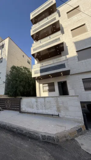 شقق فاخره جديده للبيع