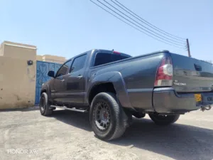 Used Toyota Tacoma in Al Sharqiya