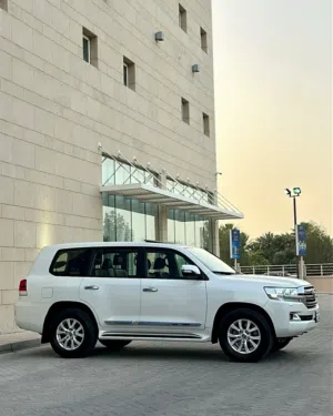 Toyota Land Cruiser GXR V8 - 2018