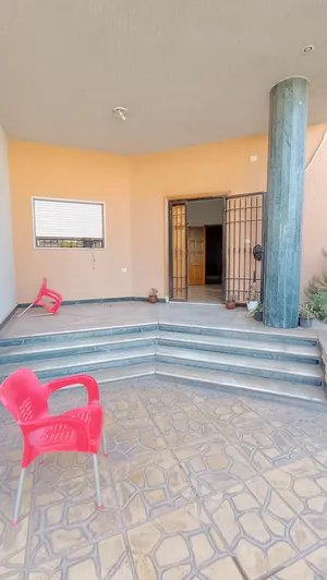 300 m2 4 Bedrooms Villa for Rent in Tripoli Al-Serraj