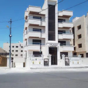 166 m2 3 Bedrooms Apartments for Sale in Amman Al Muqabalain
