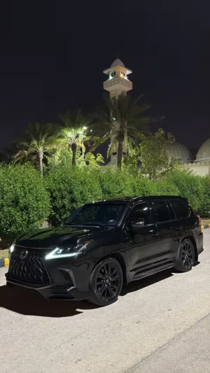 للبيع LEXUS LX570S BLACK EDITION