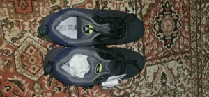 للبيع حذاء سيفتي جديد مقاس 42 توصيل مجاني