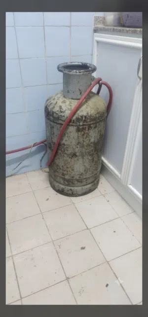 أغراض للبيع بسعر مناسب