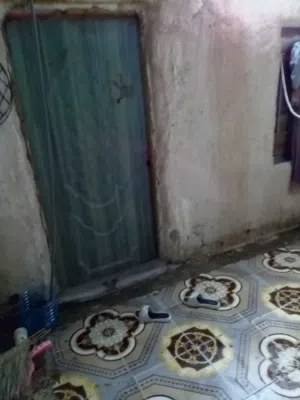 بيت زراعي بتنومه يبعد عن  شارع ابو مهدي، 300متر مقه حي لغديم جرف لملح مساحه لبيت 100متر  يحتوي عله غ