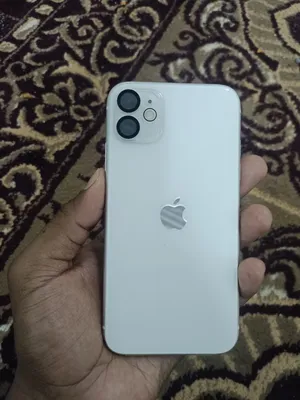 Apple iPhone 11 128 GB in Najran
