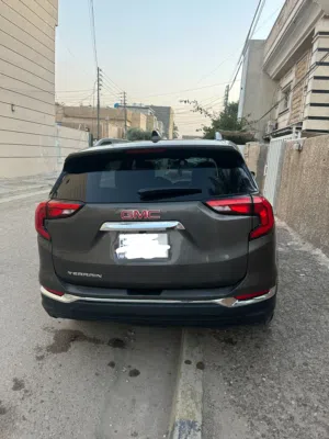 سياره GMC للبيع بحاله جيده جدا