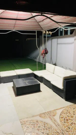 اثاث للحديقه