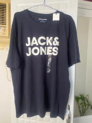 بيع تيشرتات ماركة اجنبية اصلية