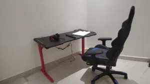 كرسي و طاوله قيمنق