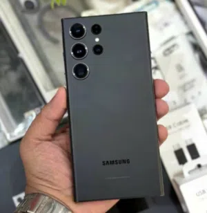 Samsung Galaxy S23 Ultra 512 GB in Hadhramaut