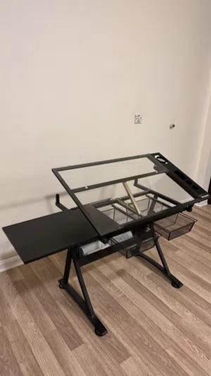 بورد هندسي زجاجي
