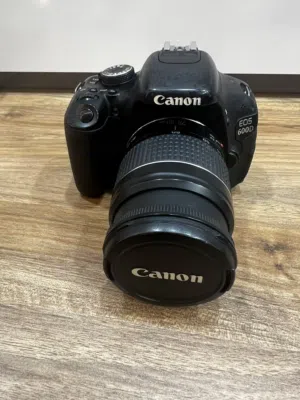 كاميرا فوتوغرافية CANON