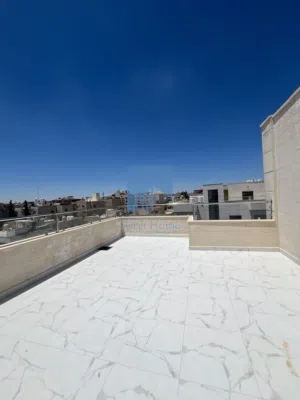 شقة فاخرة للبيع في الجندويل - خلف فندق لارسا طابق ثالث مع روف دوبلكس 160م مع ترس لم تسكن