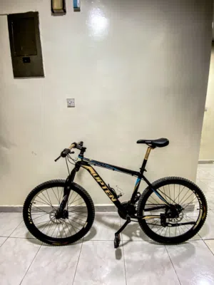 UPTEN in great condition mountain bike