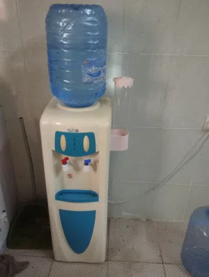 مبرد ماء  مستعمل بحاله حيدة
