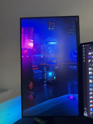 شاشه Gigabyte المعروفه