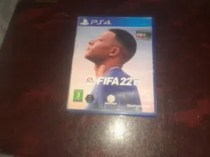 شريط فيفا 22 مستعمل