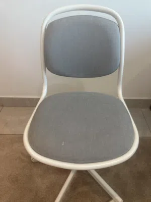 Lightly used IKEA office chair, grey