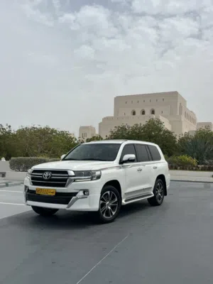للبيع لاند كروزر جراند تورينج